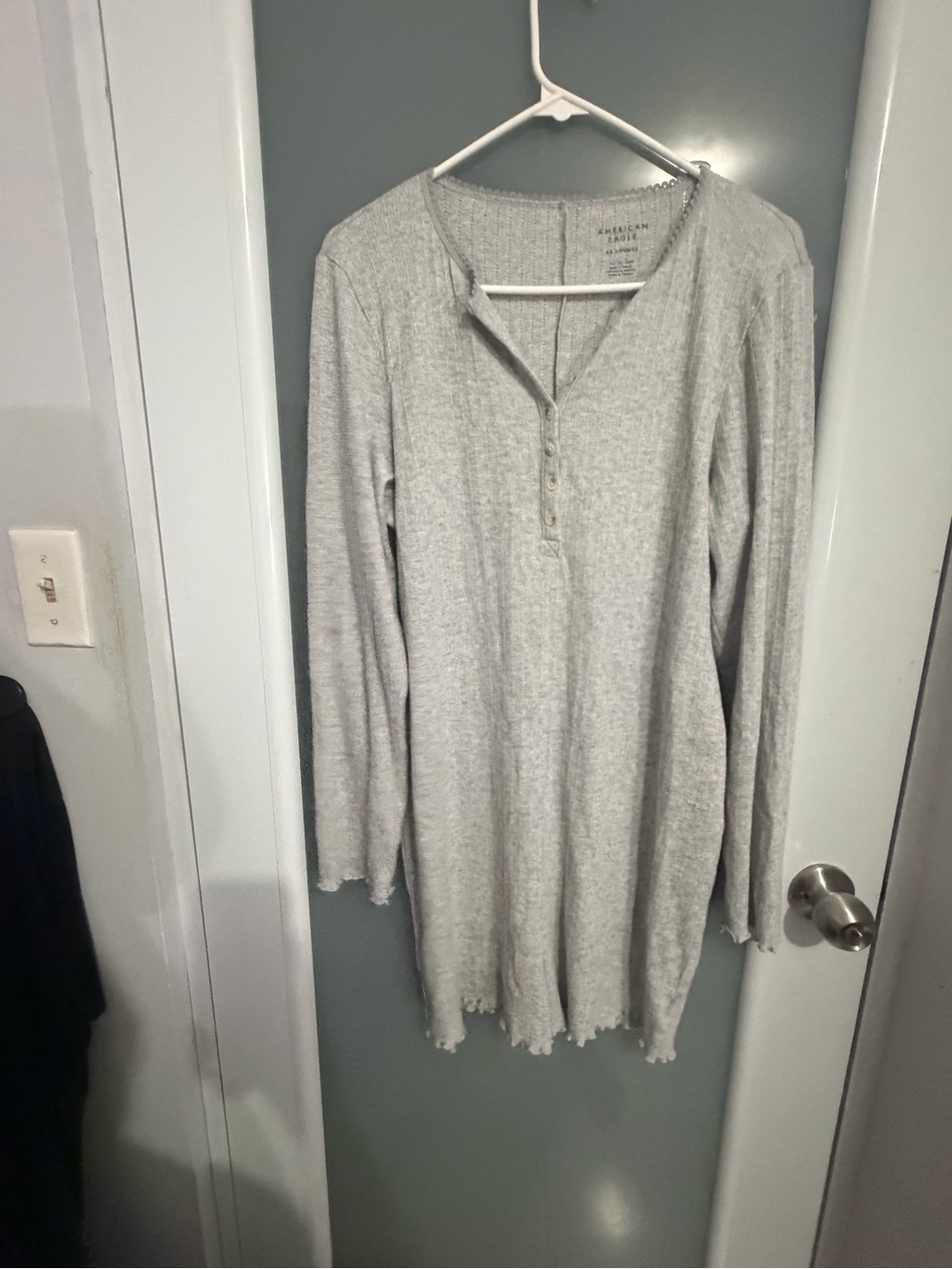 American Eagle Outfitters Heather Gray Long Sleeve romper